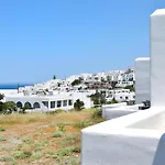 Captain Paros Apartmanhotel Náusza