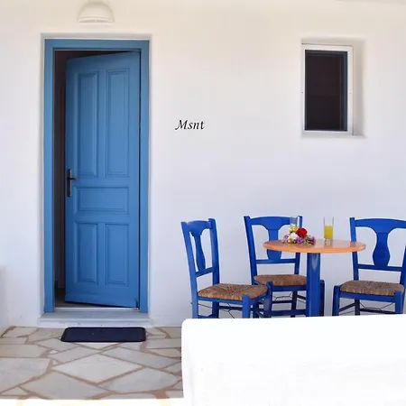 Captain Paros Apartmanhotel Náusza
