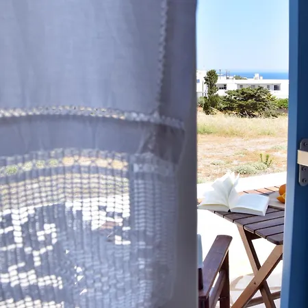 Captain Paros Apartahotel