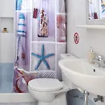 Captain Paros Aparthotel 3*